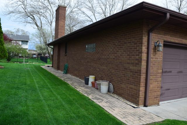 2508 Dorset Drive, Valparaiso, IN 46383