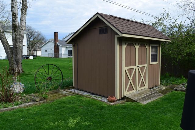 2508 Dorset Drive, Valparaiso, IN 46383