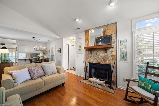 206 Tabor View Lane, Winston-salem, NC 27106