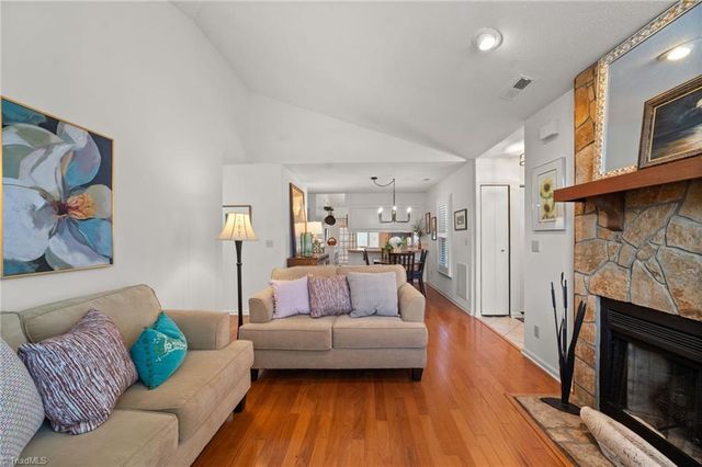 206 Tabor View Lane, Winston-salem, NC 27106