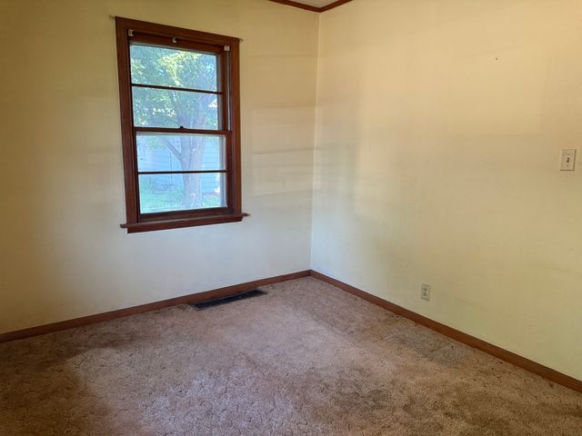 811 1st Street, Colona, IL 61241