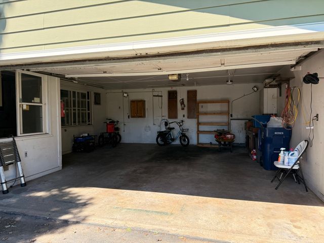 811 1st Street, Colona, IL 61241