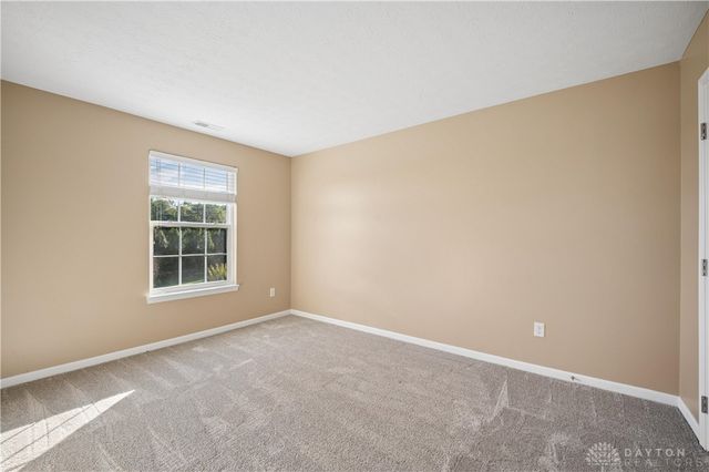 9756 Crooked Creek Drive, Centerville, OH 45458