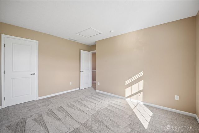 9756 Crooked Creek Drive, Centerville, OH 45458