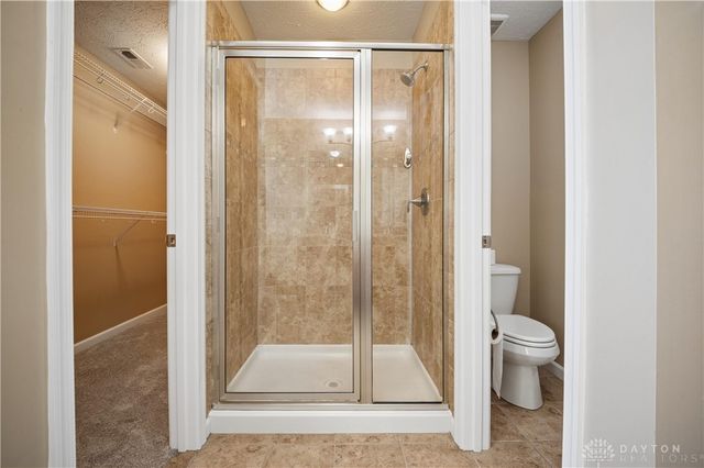 9756 Crooked Creek Drive, Centerville, OH 45458