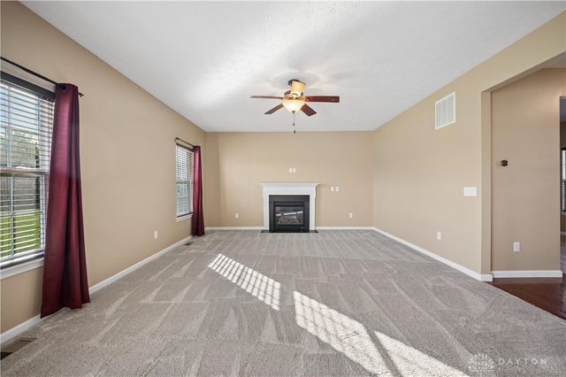 9756 Crooked Creek Drive, Centerville, OH 45458