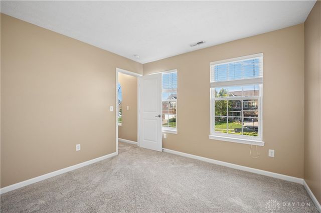 9756 Crooked Creek Drive, Centerville, OH 45458