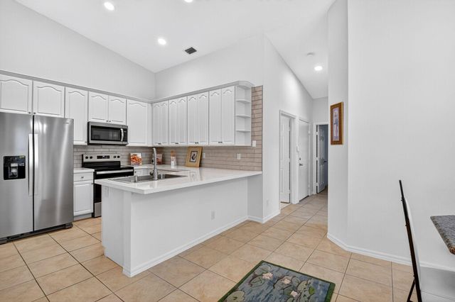 8624 Logia Circle, Boynton Beach, FL 33472
