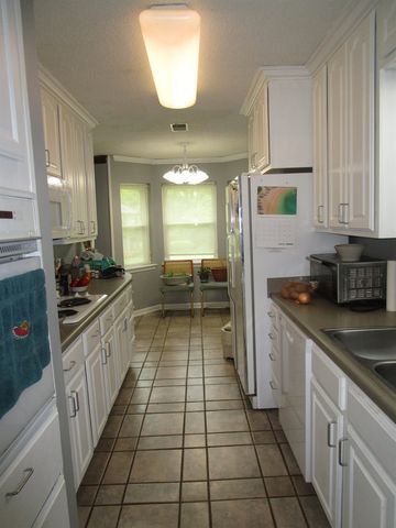 8292 RANKIN BRANCH RD, Millington, TN 38053