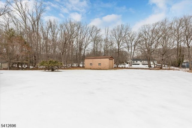 1995 Winding Brook Way, Scotch Plains Twp., NJ 07076