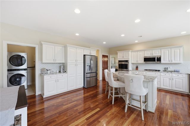 158 Covent Garden Lane, Amherst, NY 14221