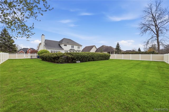 158 Covent Garden Lane, Amherst, NY 14221