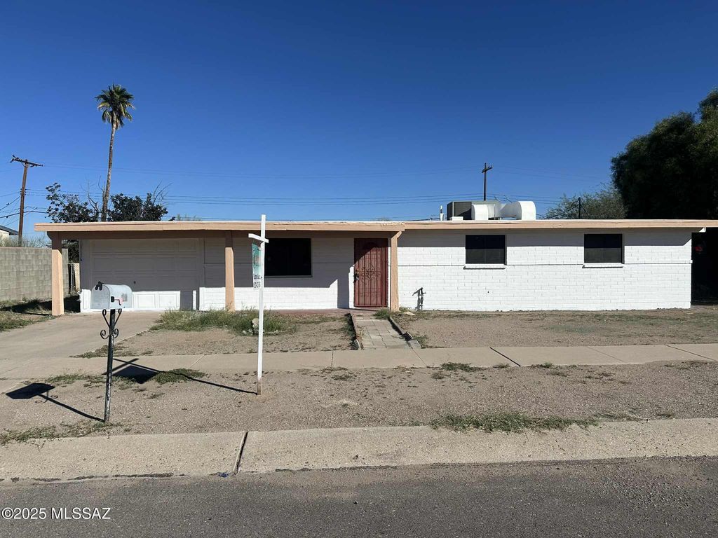 5411 S Oriole Avenue, Tucson, AZ 85746