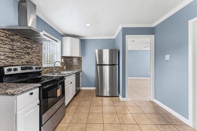 5035 Andrea Street, Houston, TX 77021