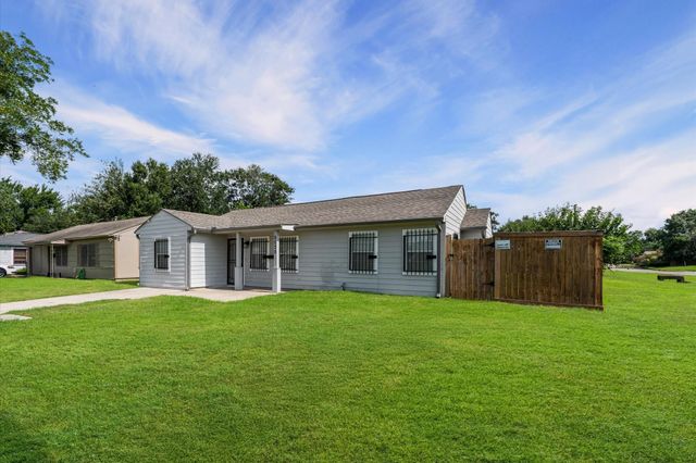 5035 Andrea Street, Houston, TX 77021