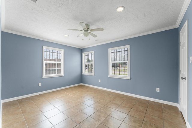 5035 Andrea Street, Houston, TX 77021