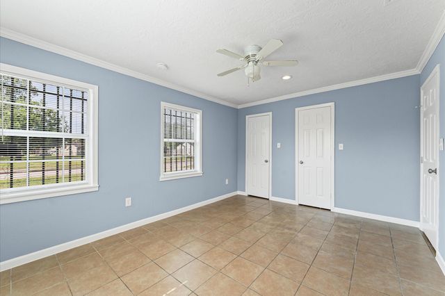 5035 Andrea Street, Houston, TX 77021