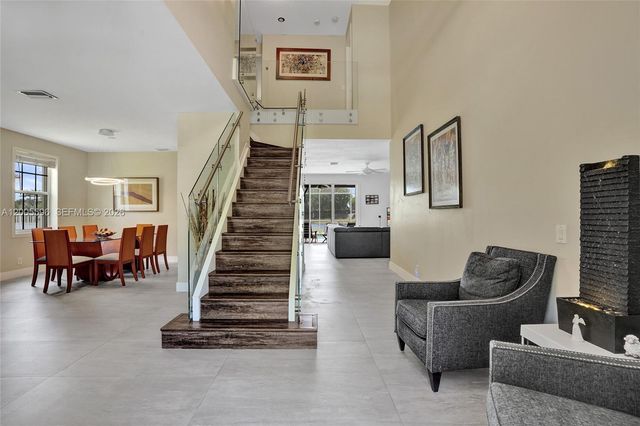 4281 Laurel Ridge Cir, Weston, FL 33331