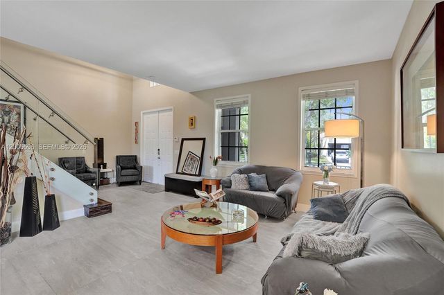 4281 Laurel Ridge Cir, Weston, FL 33331