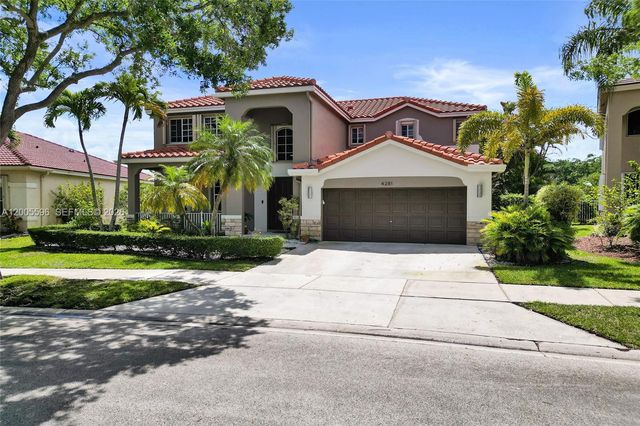 4281 Laurel Ridge Cir, Weston, FL 33331