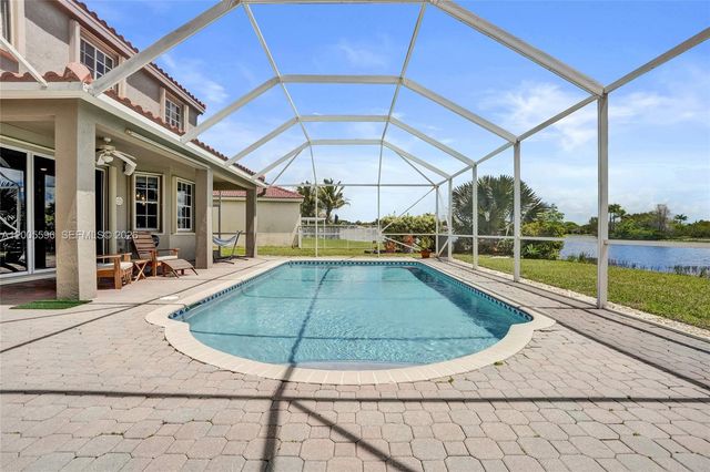 4281 Laurel Ridge Cir, Weston, FL 33331
