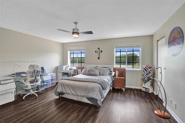 4281 Laurel Ridge Cir, Weston, FL 33331
