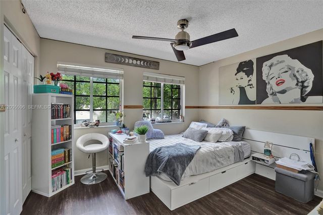 4281 Laurel Ridge Cir, Weston, FL 33331