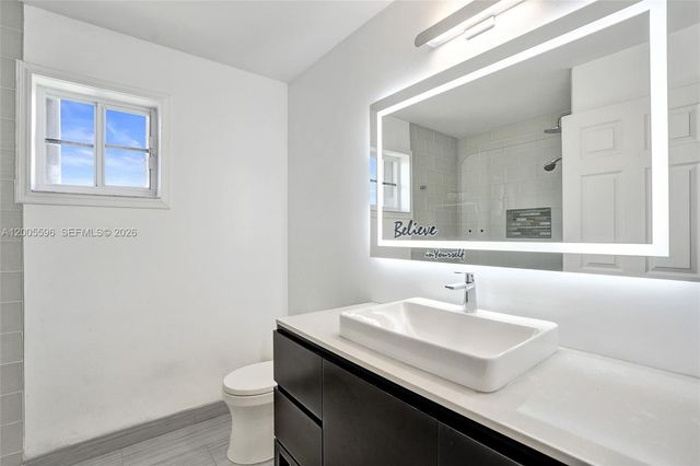 4281 Laurel Ridge Cir, Weston, FL 33331