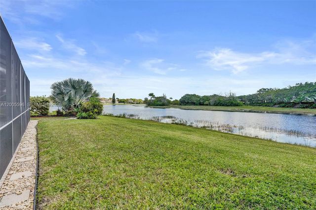 4281 Laurel Ridge Cir, Weston, FL 33331