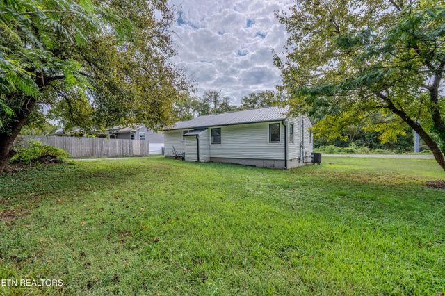 2407 Upland Ave, Knoxville, TN 37917