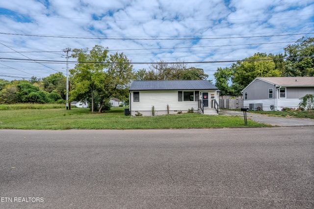 2407 Upland Ave, Knoxville, TN 37917