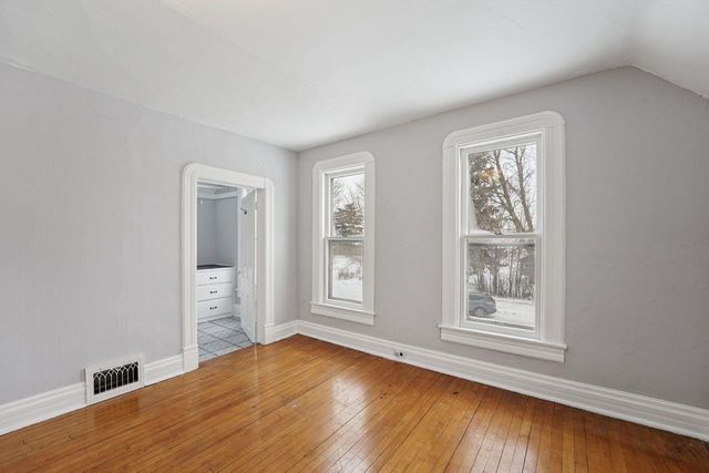 802 3rd Ave E, Ashland, WI 54806