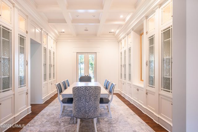 1 Cedar Lane, Hilton Head Island, SC 29926