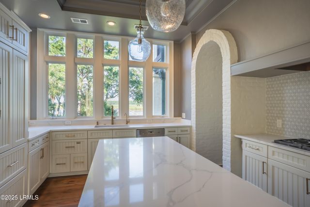 1 Cedar Lane, Hilton Head Island, SC 29926