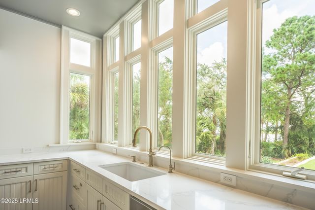 1 Cedar Lane, Hilton Head Island, SC 29926