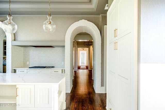 1 Cedar Lane, Hilton Head Island, SC 29926