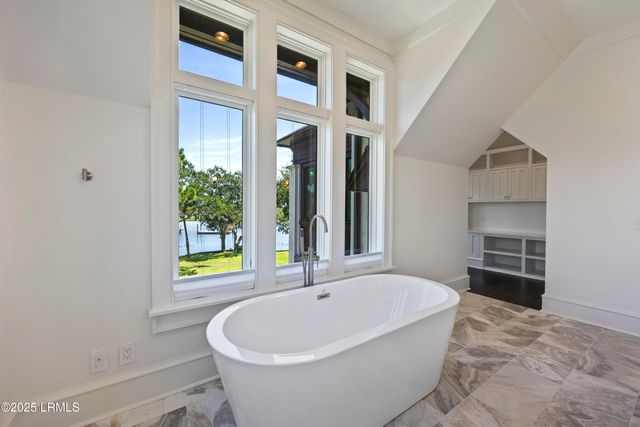 1 Cedar Lane, Hilton Head Island, SC 29926