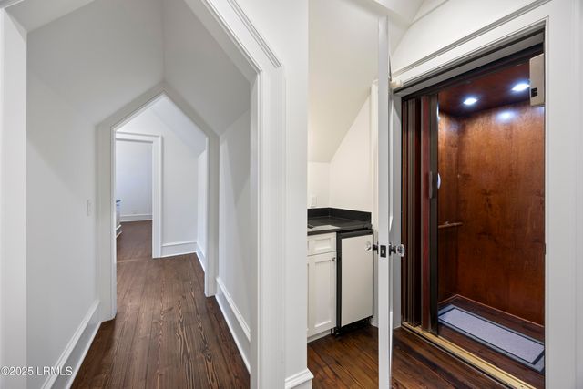 1 Cedar Lane, Hilton Head Island, SC 29926