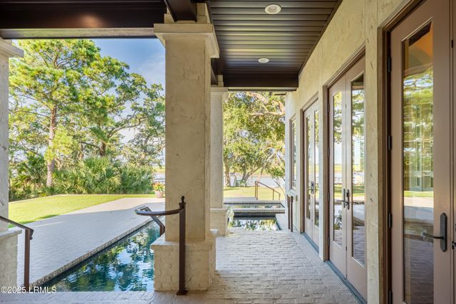 1 Cedar Lane, Hilton Head Island, SC 29926