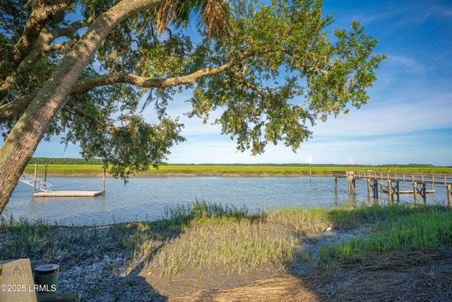 1 Cedar Lane, Hilton Head Island, SC 29926