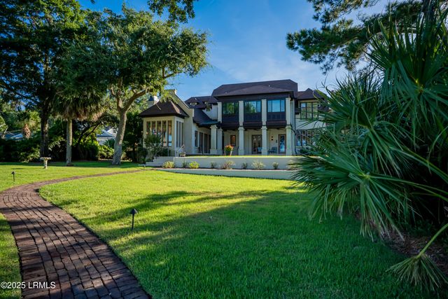 1 Cedar Lane, Hilton Head Island, SC 29926
