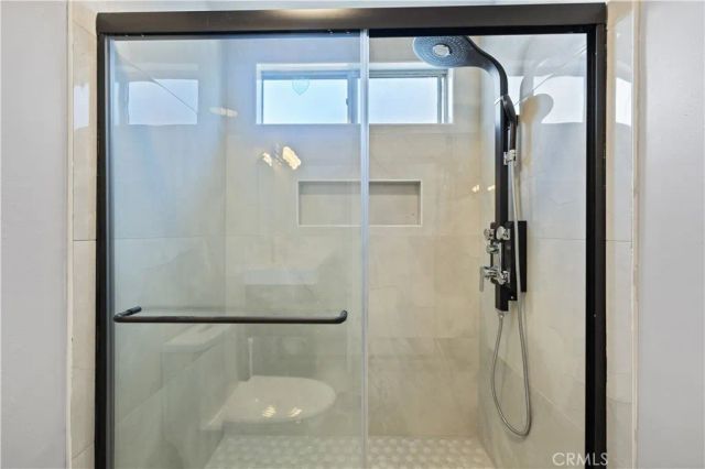 15080 Victory 205, Van Nuys, CA 91411