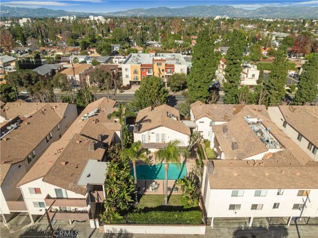 15080 Victory 205, Van Nuys, CA 91411