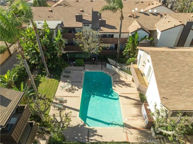 15080 Victory 205, Van Nuys, CA 91411