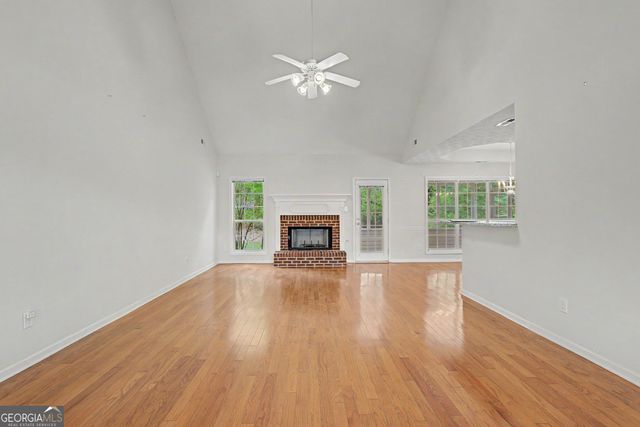 305 Surrey Park Drive, Fayetteville, GA 30215