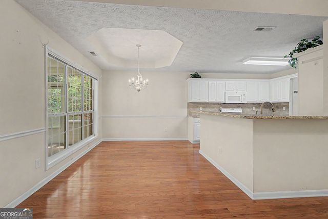305 Surrey Park Drive, Fayetteville, GA 30215