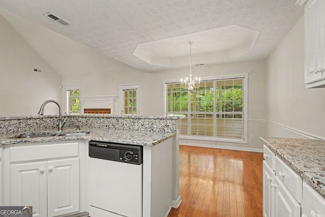 305 Surrey Park Drive, Fayetteville, GA 30215