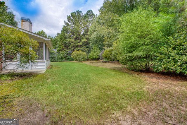 305 Surrey Park Drive, Fayetteville, GA 30215