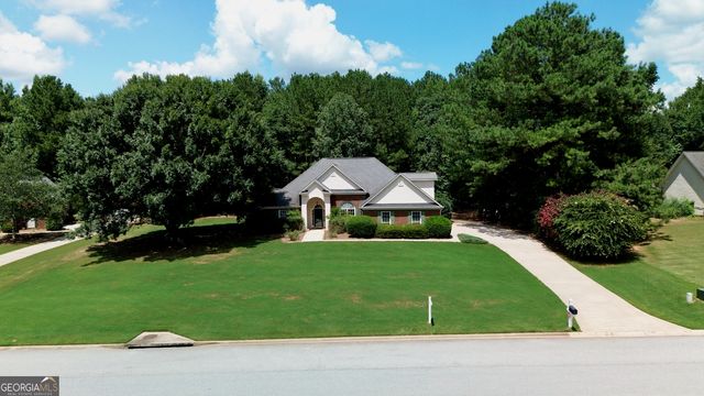 305 Surrey Park Drive, Fayetteville, GA 30215