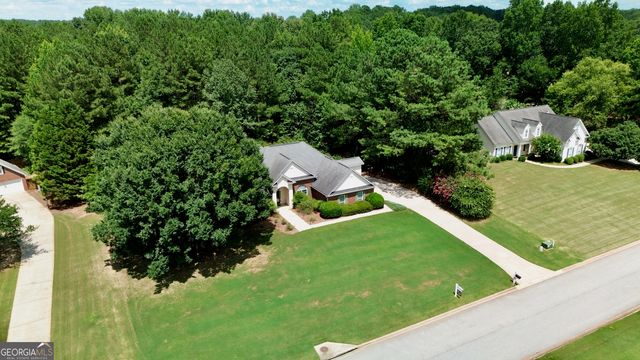305 Surrey Park Drive, Fayetteville, GA 30215